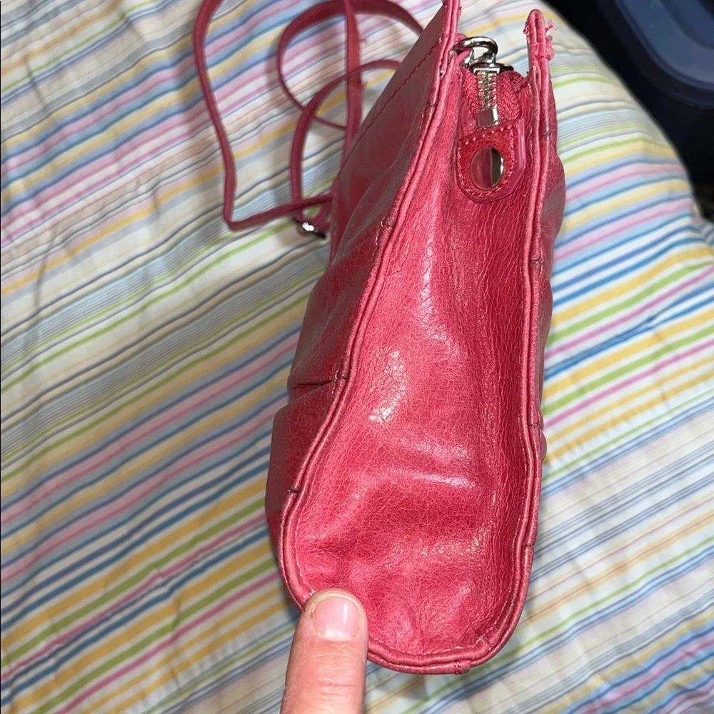 The Sak Pink Pleated Red Leather Shoulder‎ Bag GUC